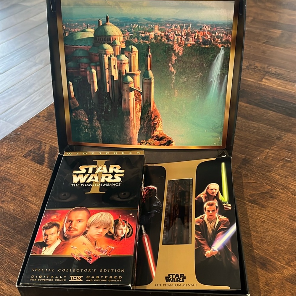 Star Wars The Pha Menace wide screen, video collectors edition